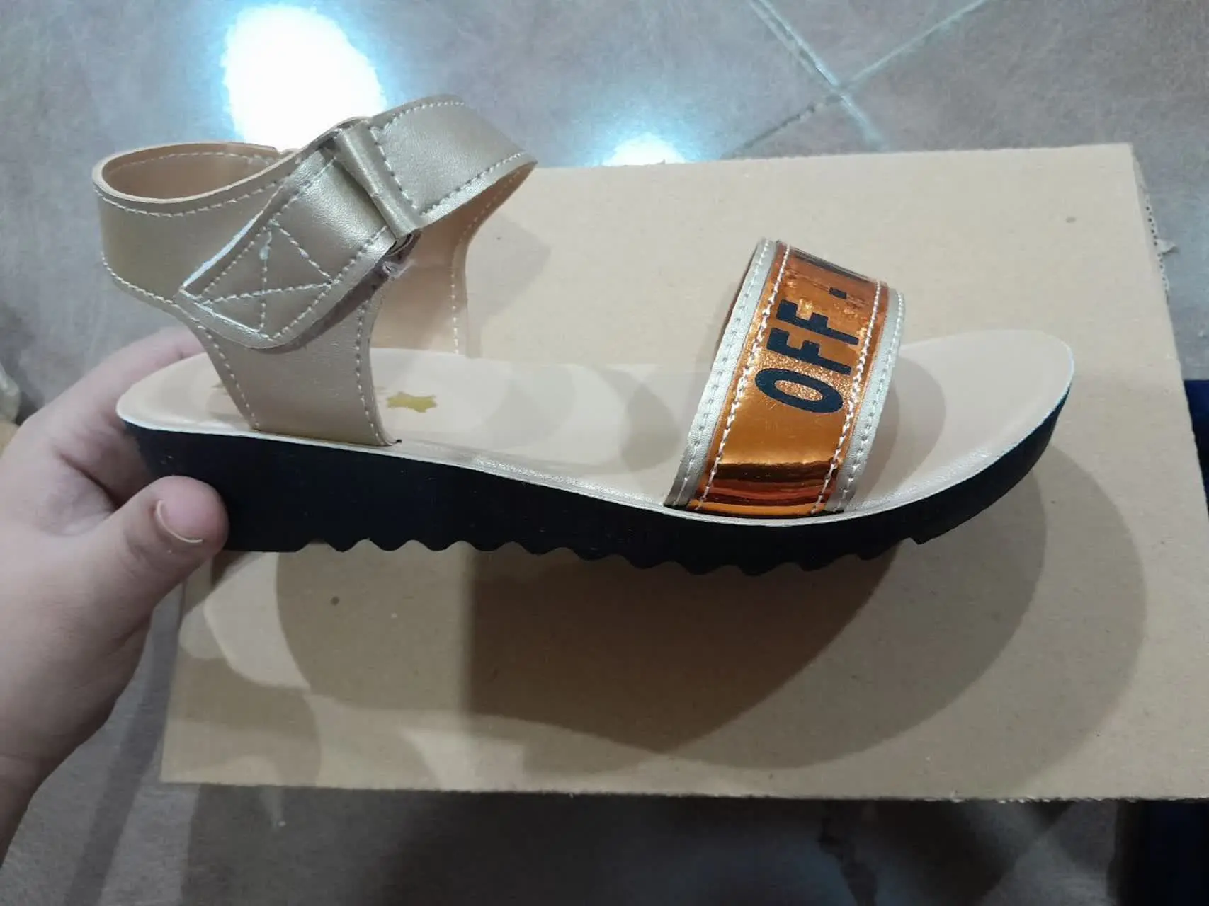 ✴️نام: صندل سایه 
