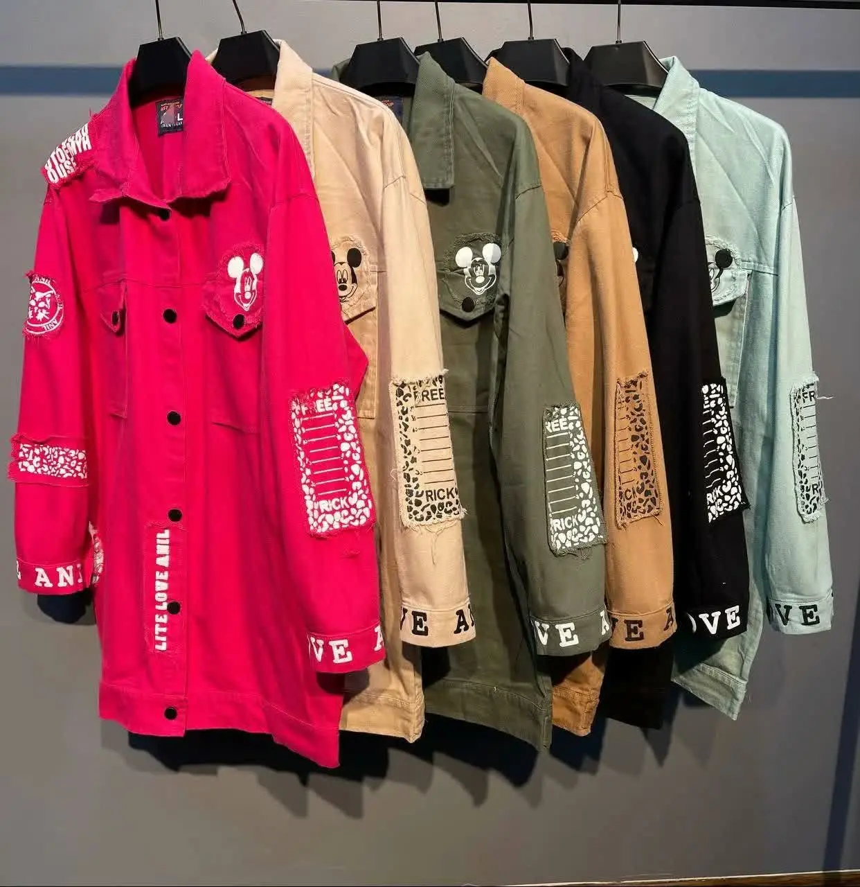 دور کمر ۶۸تا۸۸ قد مدل از ۷۵تا۷۸
