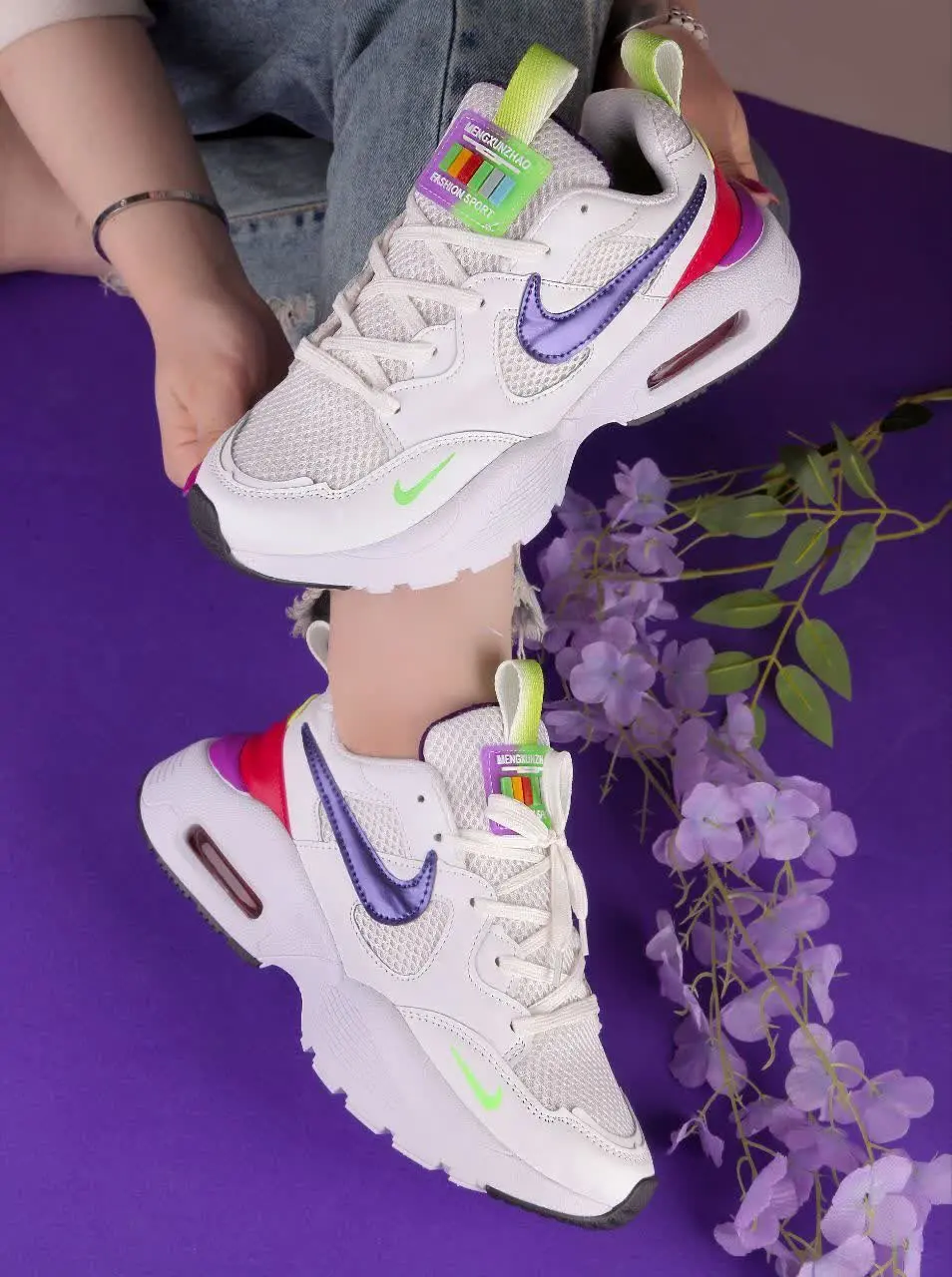 کد محصول در سایت ۵۹۶
