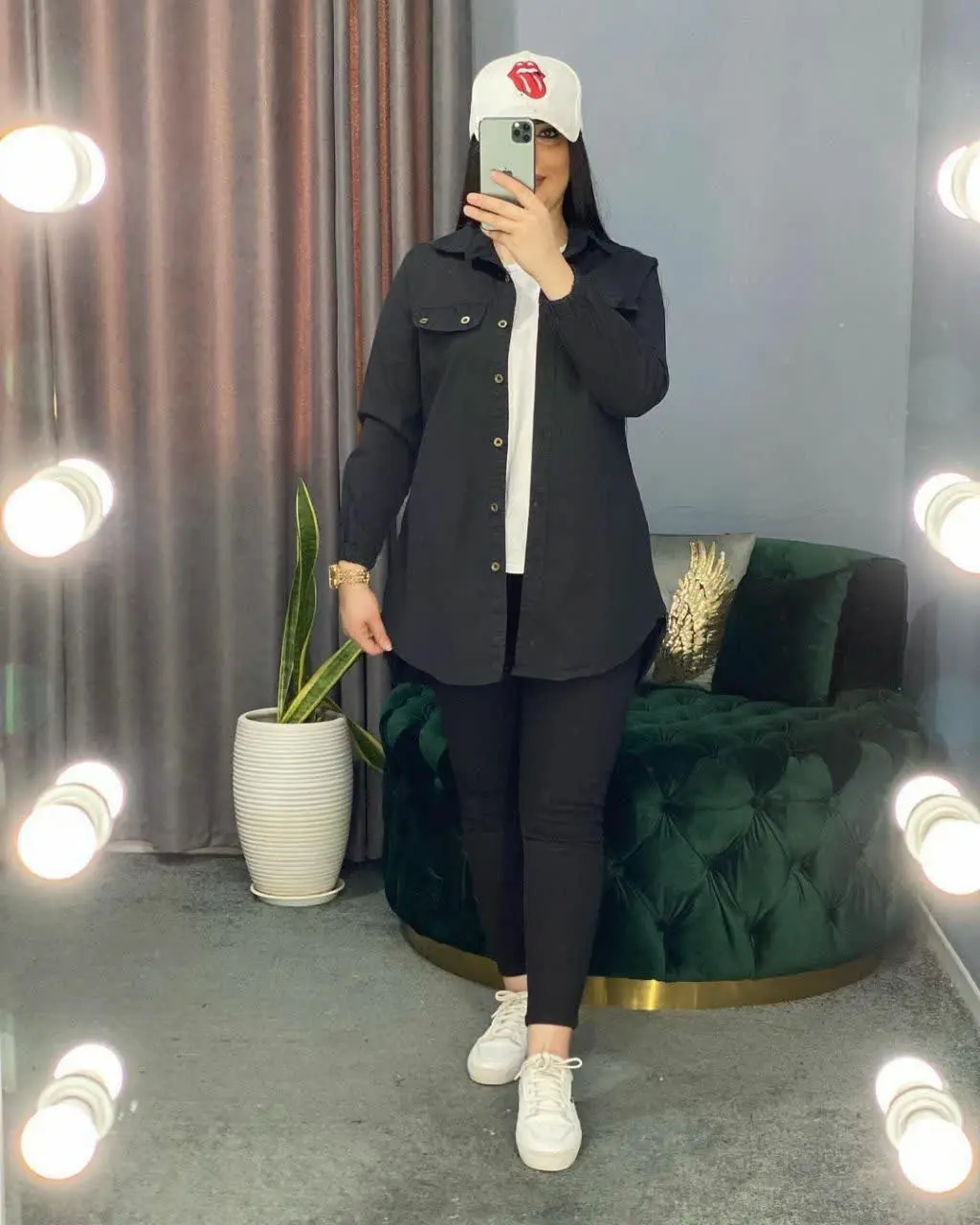 ❣نام: شومیز لی
