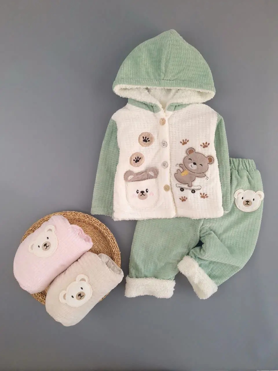 کاپشن شلوار مخمل خرس و ردپا 😍