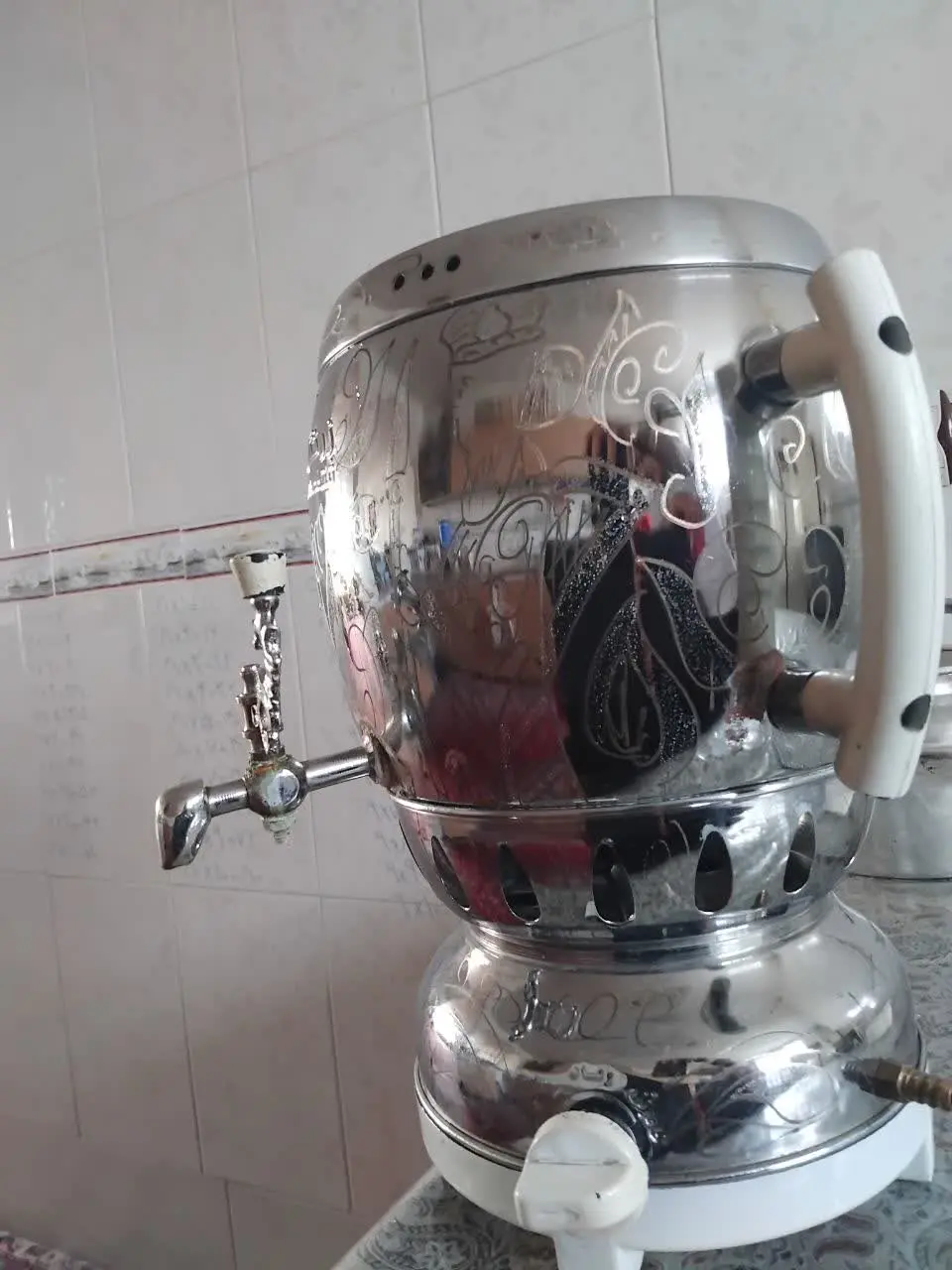 سماور گازی، دوتکه از هم جدا میشه 
