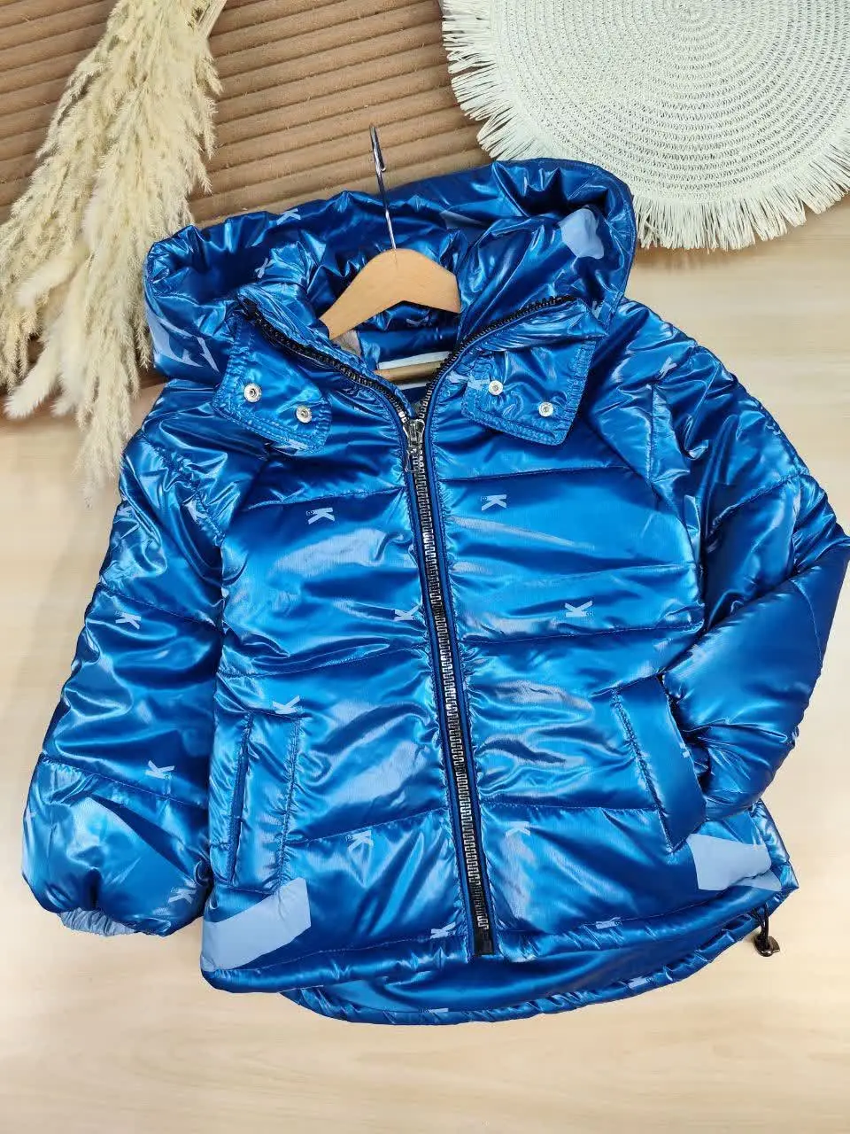 کاپشن گت دار براق