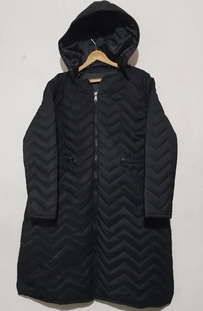 کاپشن کلاهدار مشکی😍
