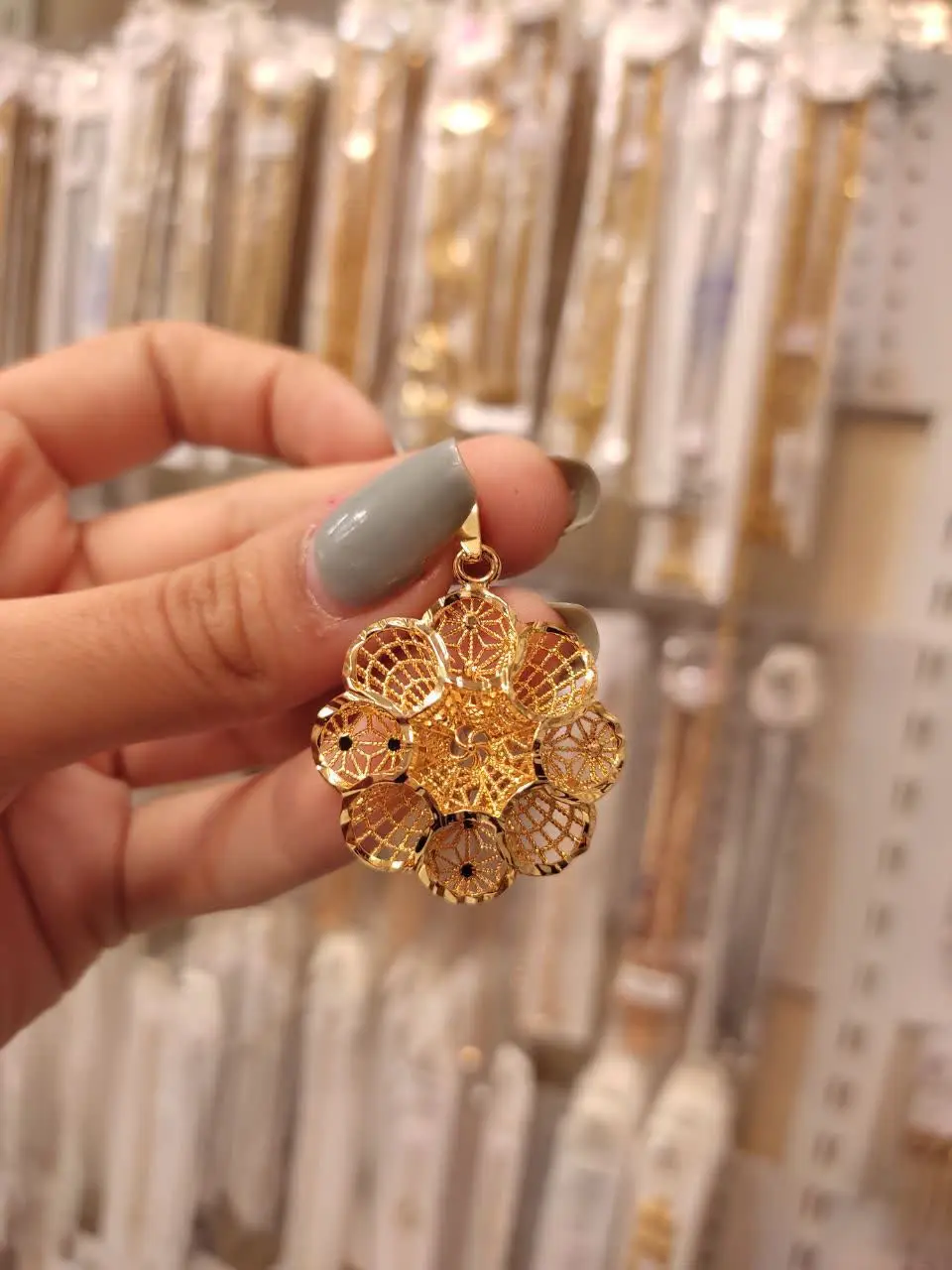 ♦️ پلاک گل طرح طلا 
