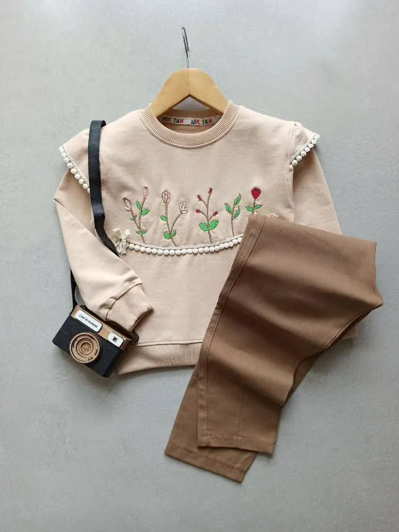 نام: ست بلوز شلوار شقایق 🦌
