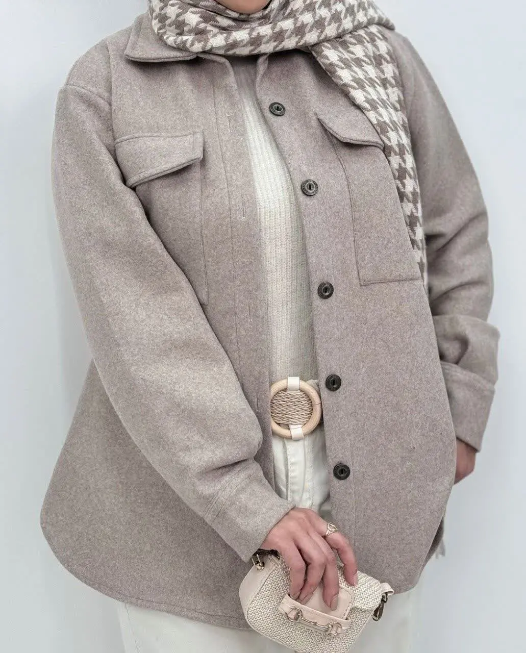 🔸رنگ بندی: زغالی, طوسی, کرم...