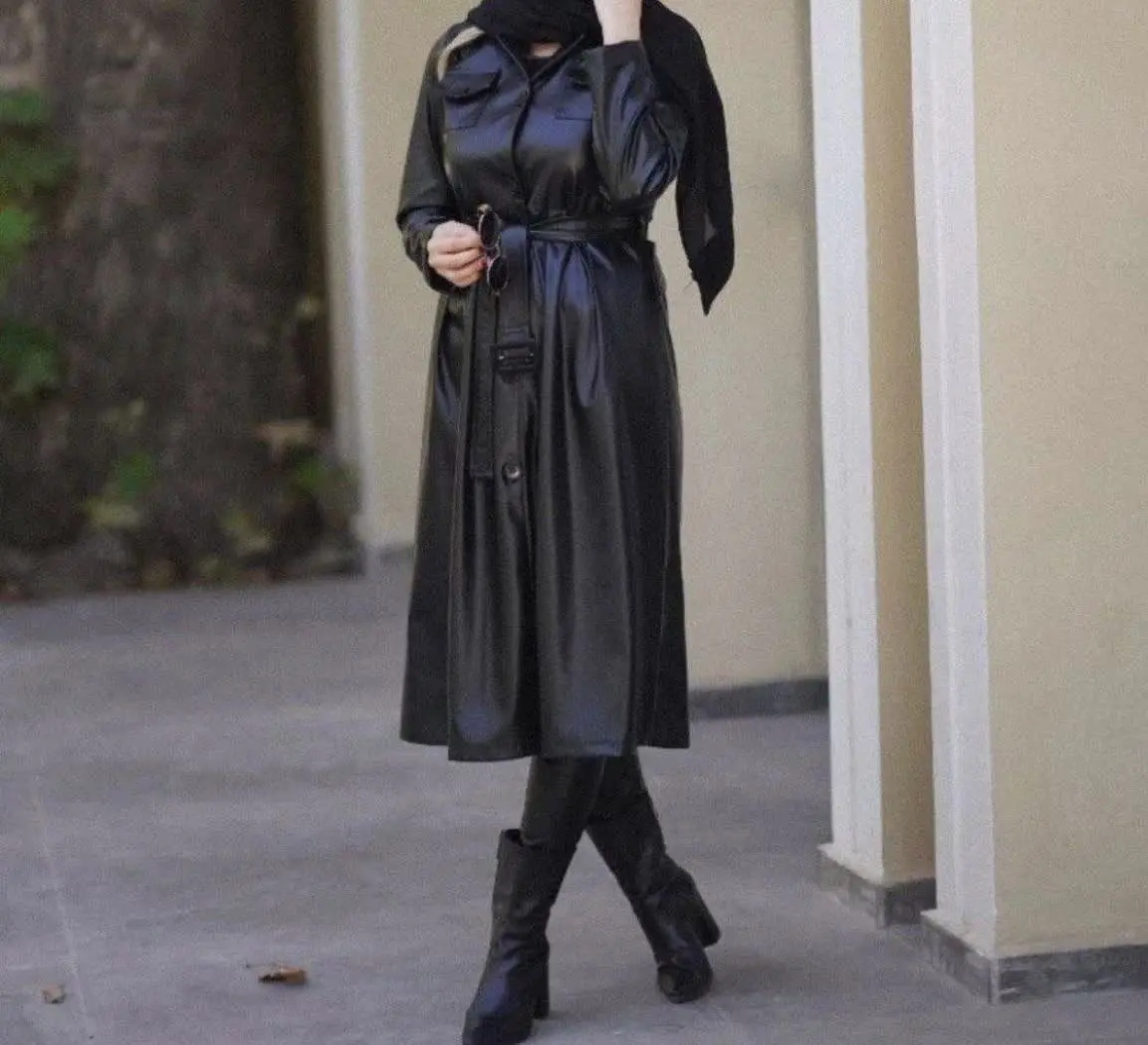 خاصترین و بروزترین استایل پاییز و زمستون رو با ما تجربه کن😍پرررطرفدارترین پالتو امسال قطعا این مدل خواهد بود😉
