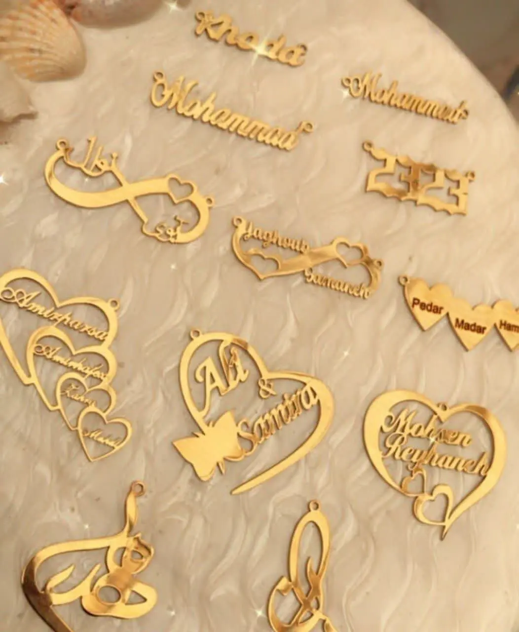 عزیزانم ساخت پلاک های اسم ح...