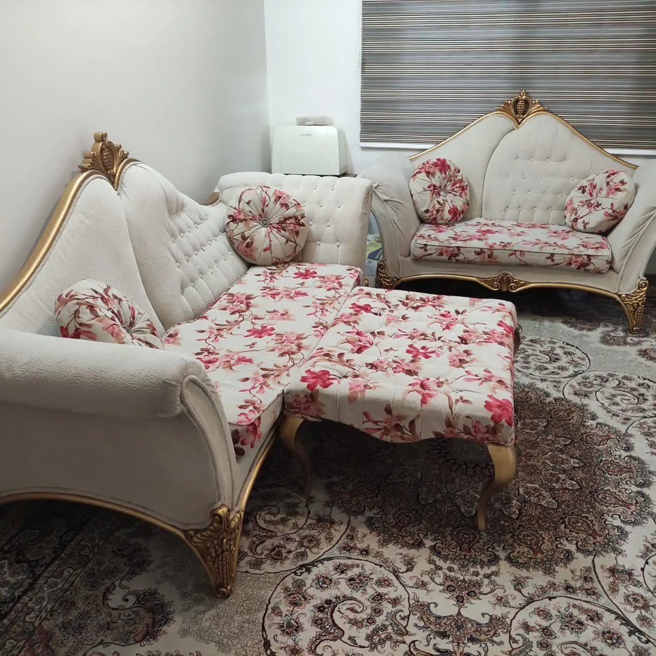 مبل نیمه استیل ۷نفره
