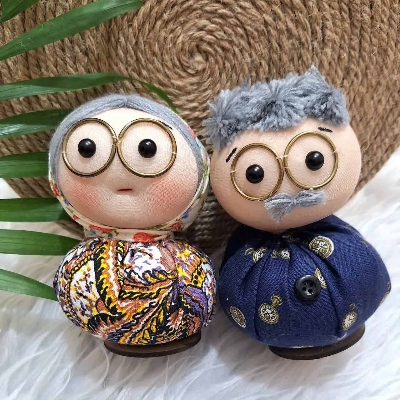 عروسک بقچه‌ای بابابزرگ و مامان بزرگ 
