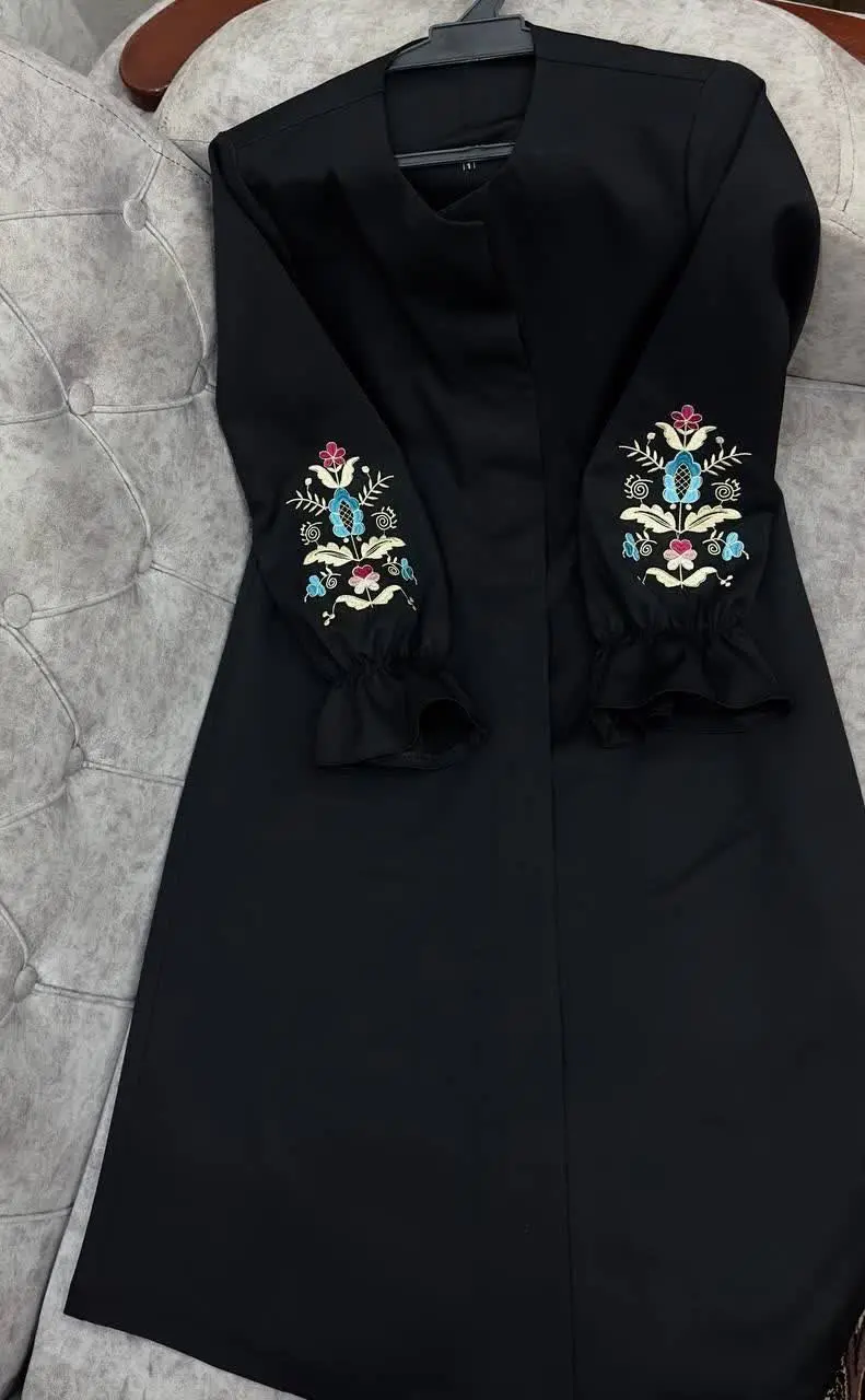 👚نام: مانتو بلند عیدانه
