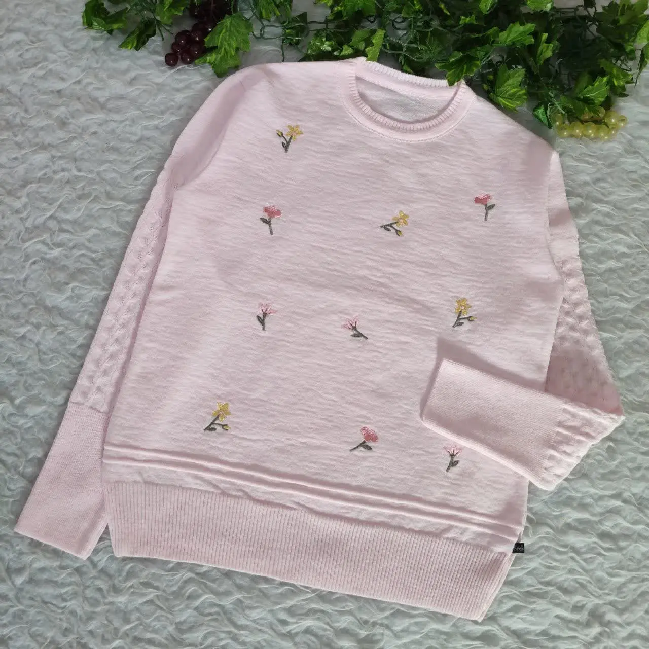 در چهار رنگ گل بهی، صورتی،...