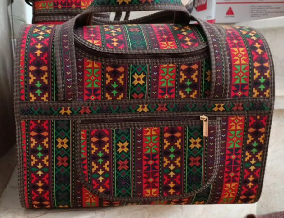 ✅یک عدد کیف استخری تک سایز بزرگ (جنس خوب و باکیفیت) موجود است. 
