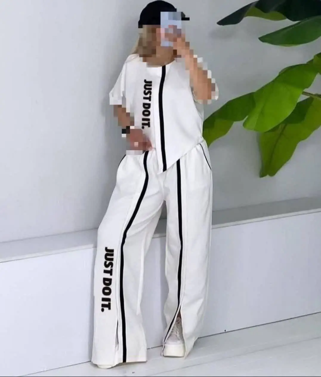 نام: ست ابروبادی 
