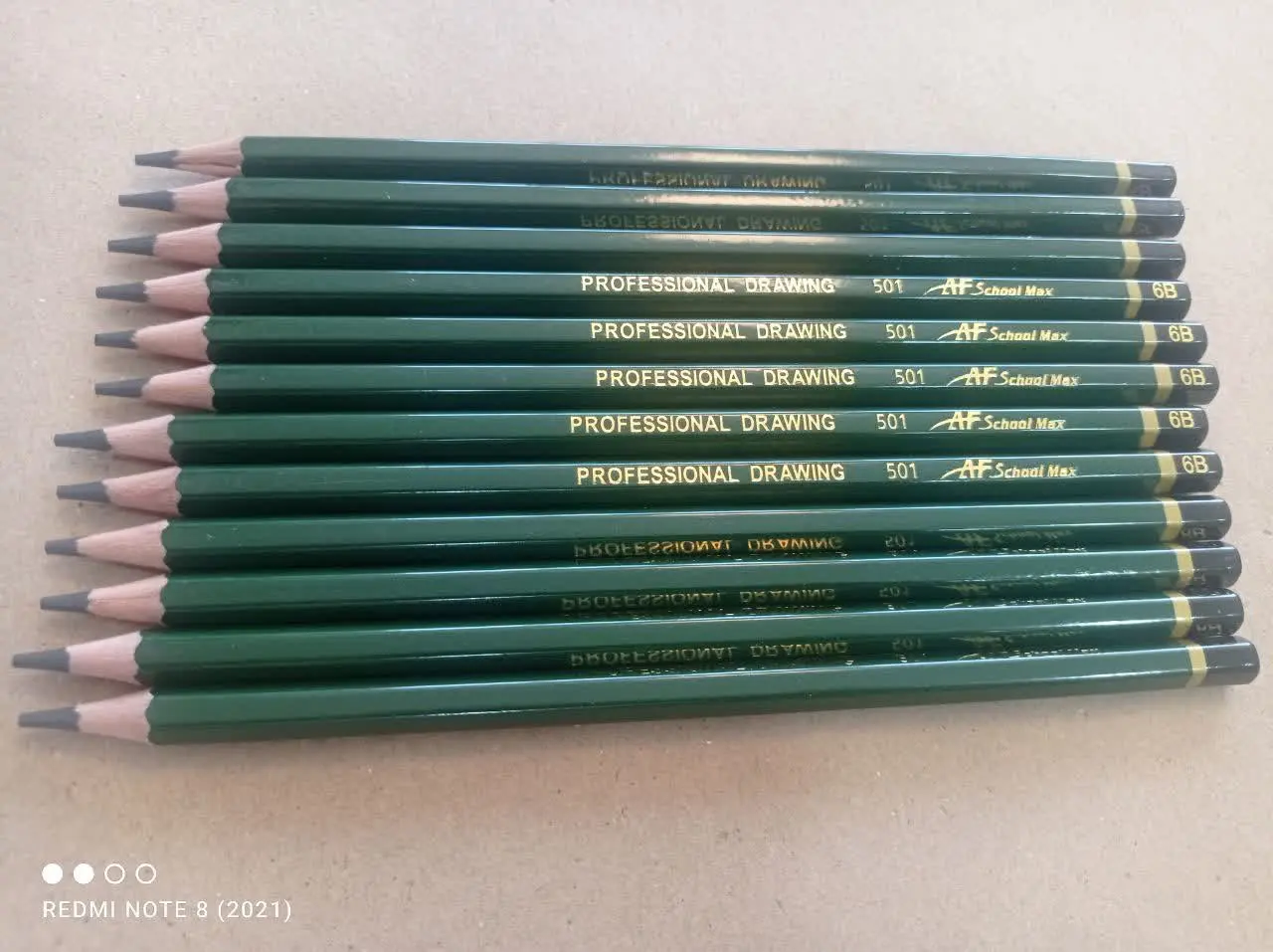 مداد طراحی B۶اسکول مکس😍
