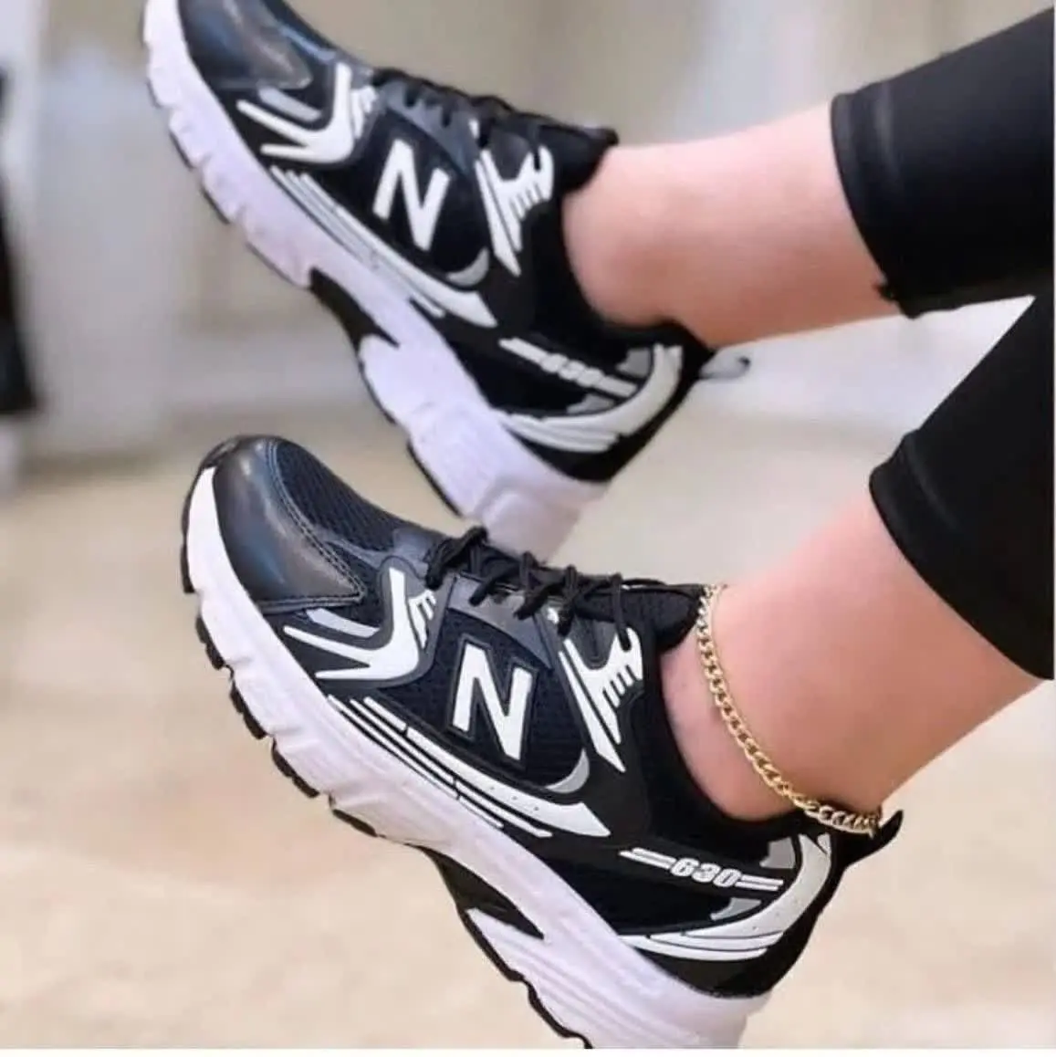 #کتونی نیوبالانس. کد.۳۶۰ 
