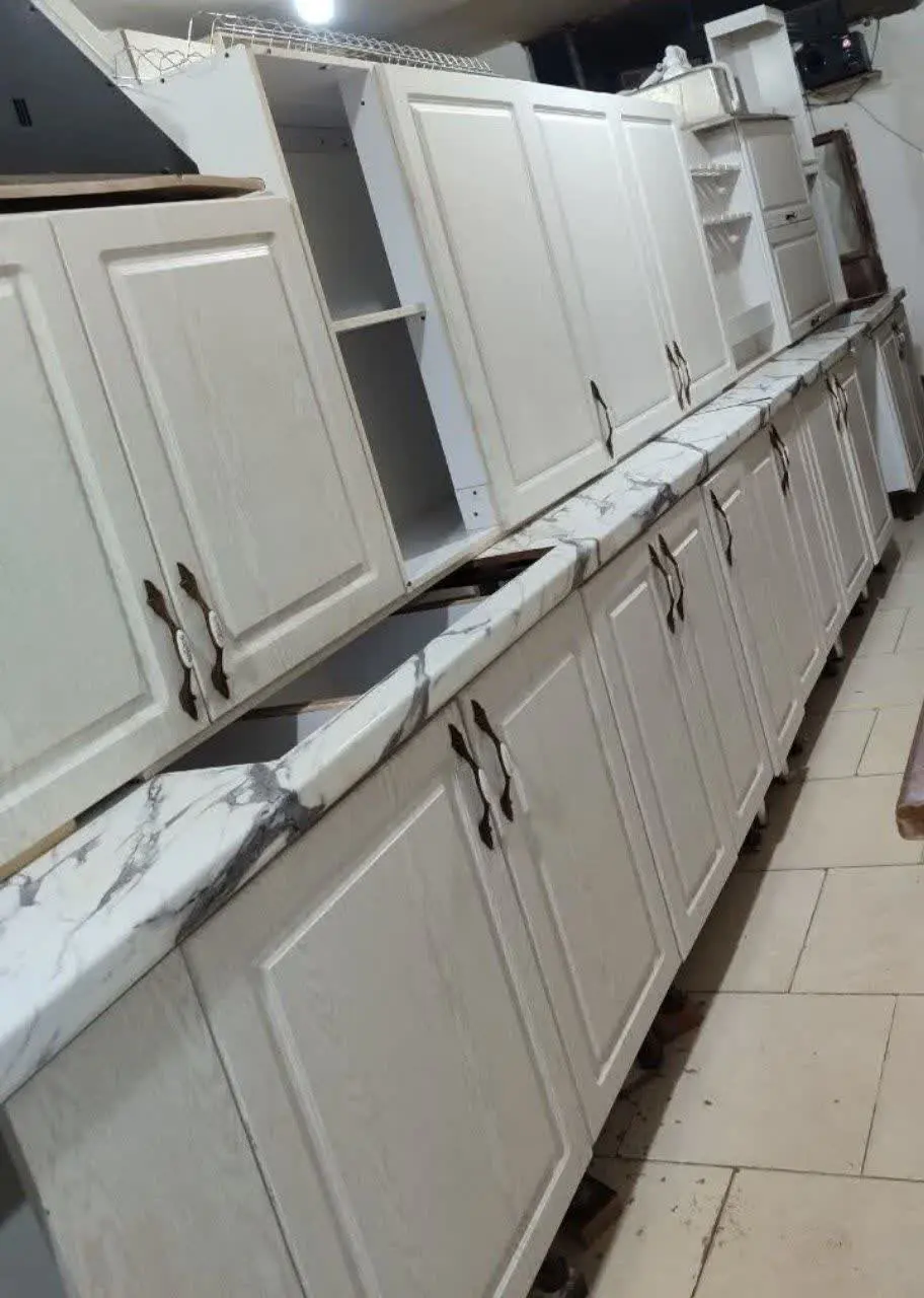 ۱۵ متر کابینت ممبران به متراژ ۷/۵ متر زمینی ۷/۵ متر دیواری به همراه 
