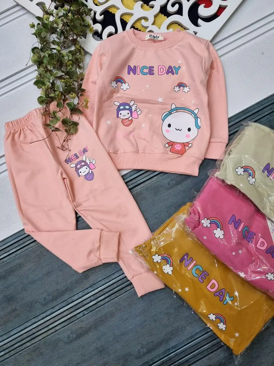 🇮🇷🧥🧶👗👚👔🎽👕👖💎
