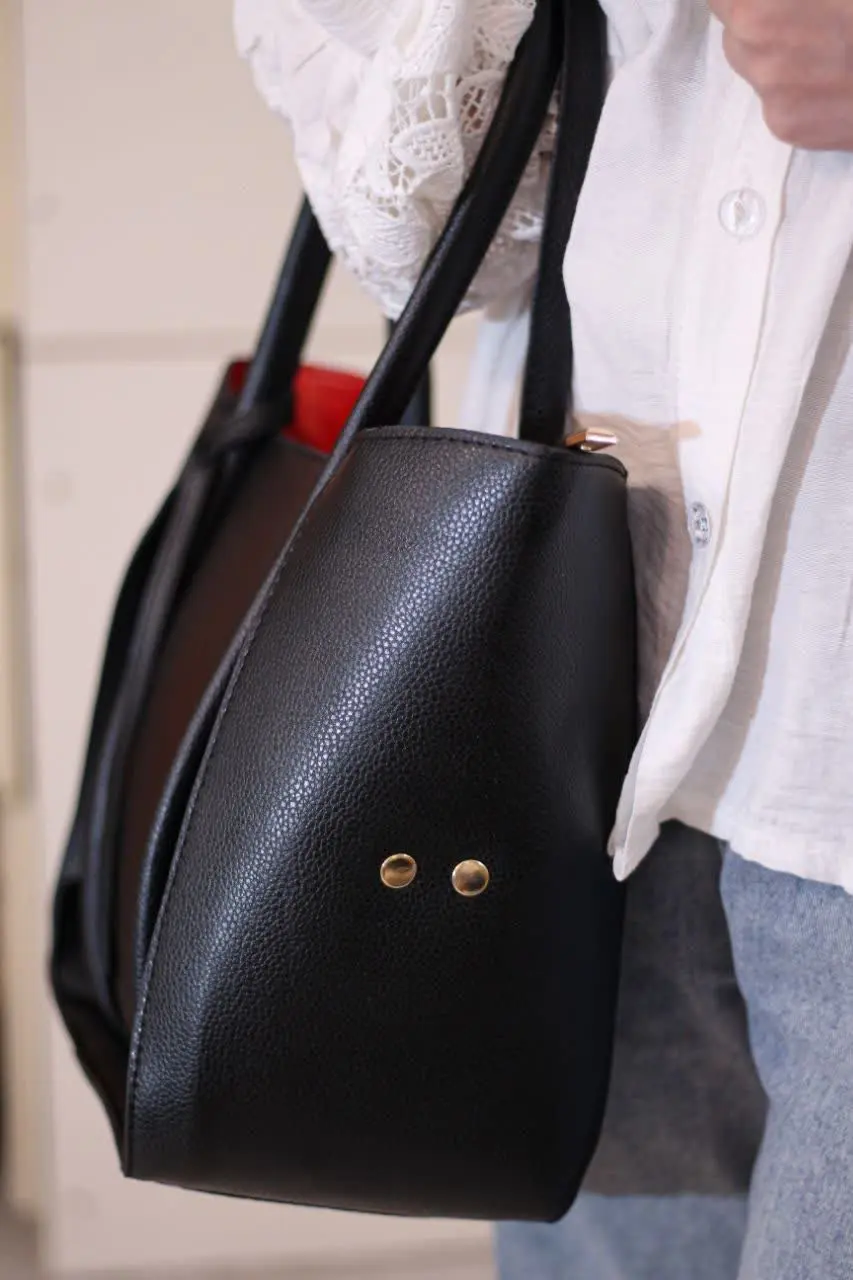 #کیف دوشی زنانه شرانگ - سایز ۳۰ در ۲۷ 👜 
