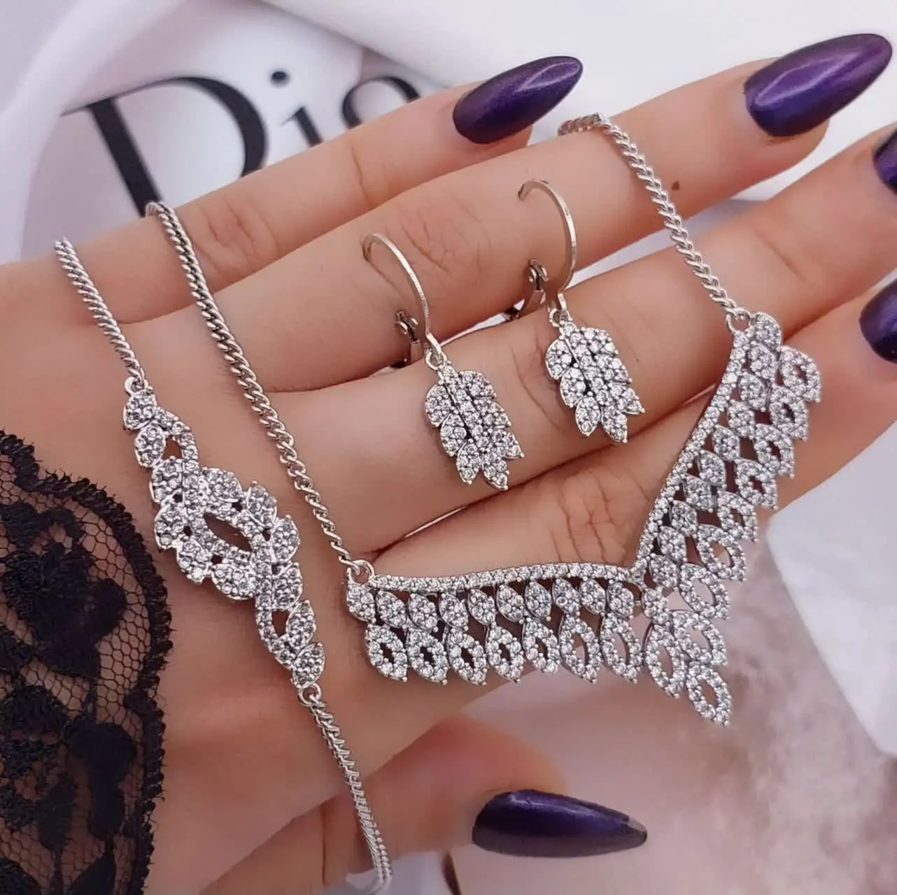 🔸 ارتفاع گوشواره:۲٫۸ سانت