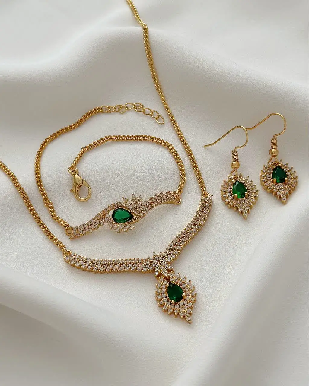 🔸 ارتفاع گوشواره:۳٫۳ سانت