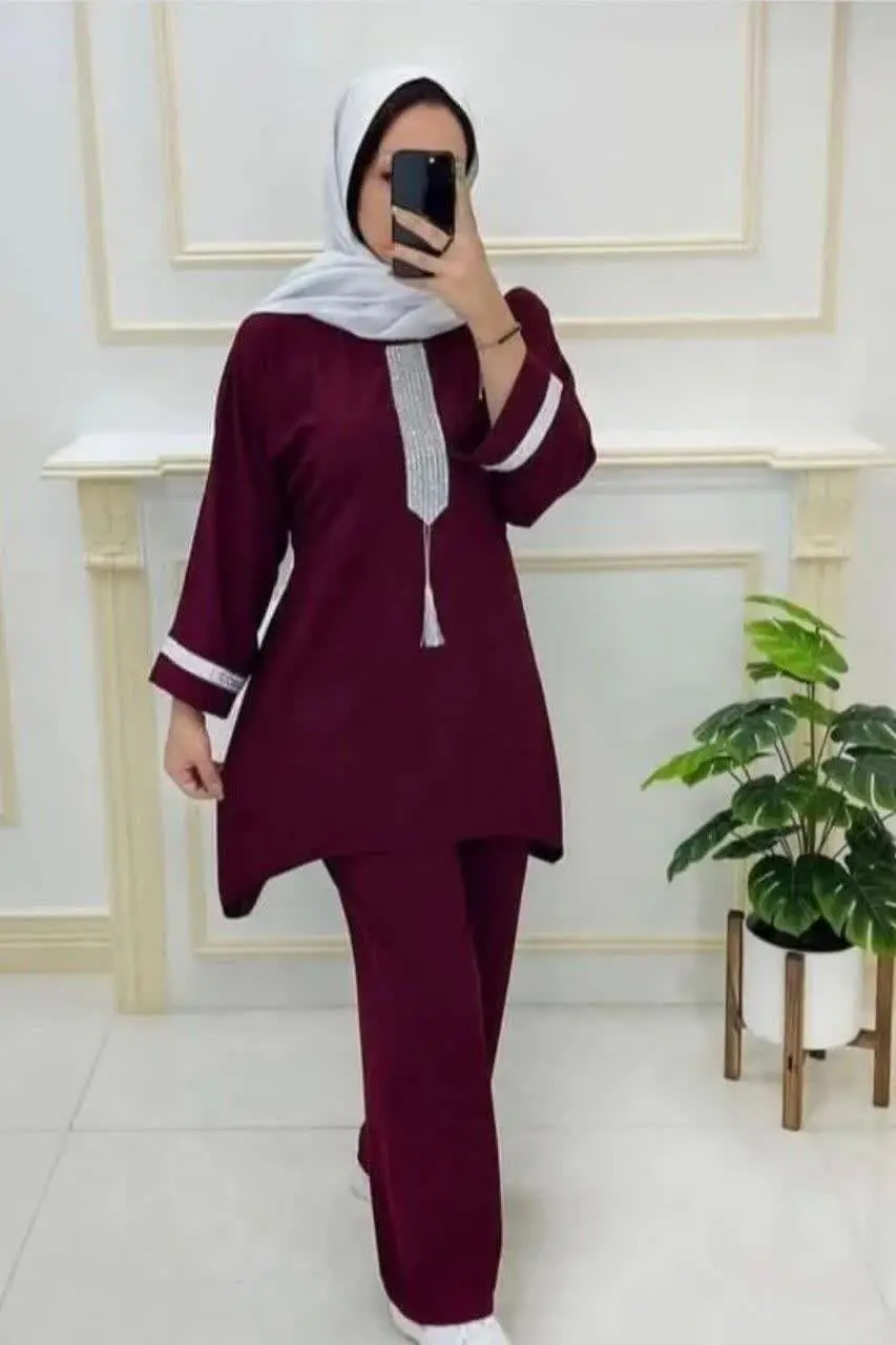 🧕 طرح شیک و رنگبندی جذابی داره
