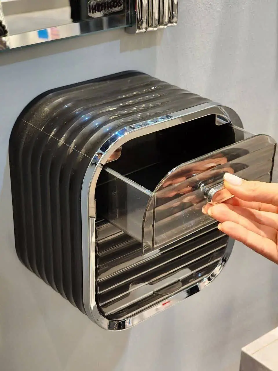 کرم دور طلا کرم دور نقره