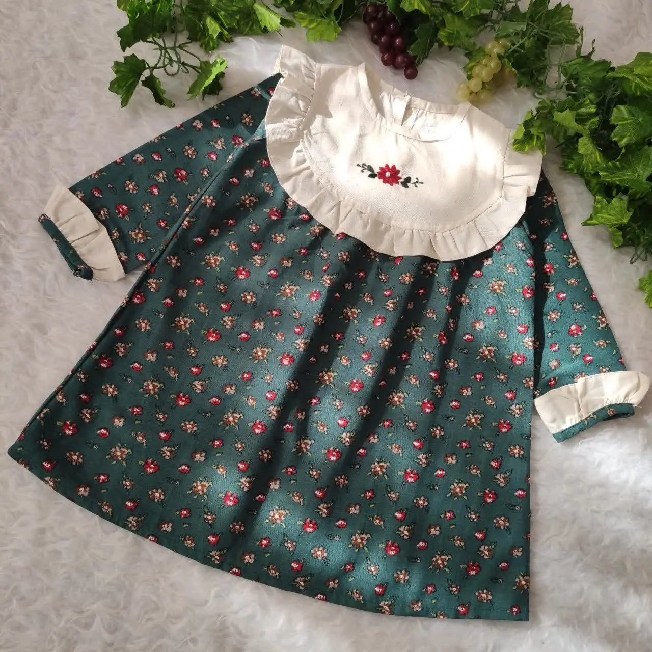 پیراهن ساتین با گلسر