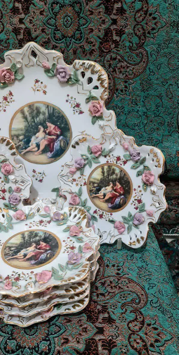 ۷پارچه کیک خوری گل برجسته👌
