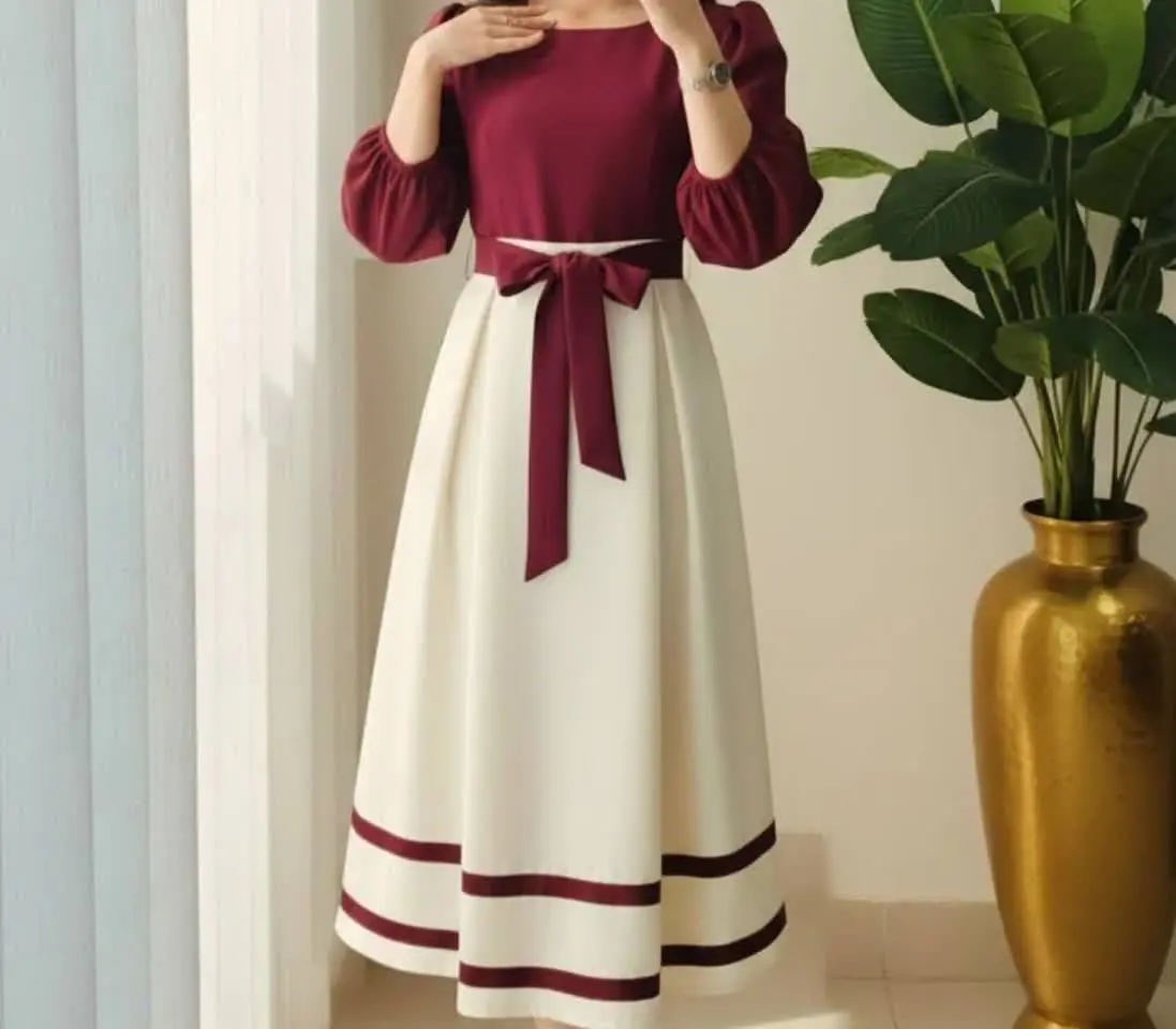 ❤️جلوی دامن پیلی خورده همان...