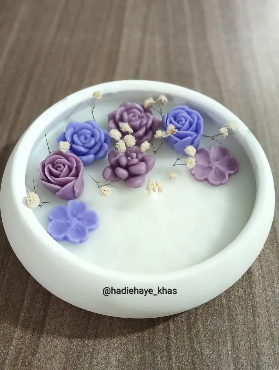 این کار خوشگلمون میتونه یه هدیه‌ی خوشگل
