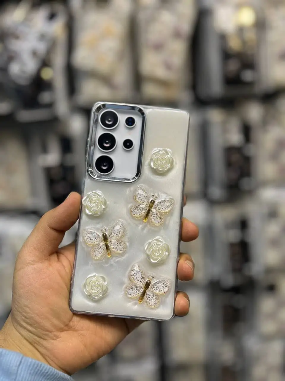 📱مدل قاب: گارد رزین پروانه‌ای و هپل برای مدل‌های کیفیت درجه یک دارای ۳ طرح جذاب محافظ دور لنز متال مخصوص انواع #سامسونگ #شیائومی و #آیفون 
