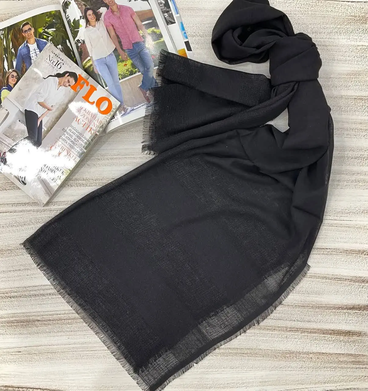 نام: شال ویکتوریا
