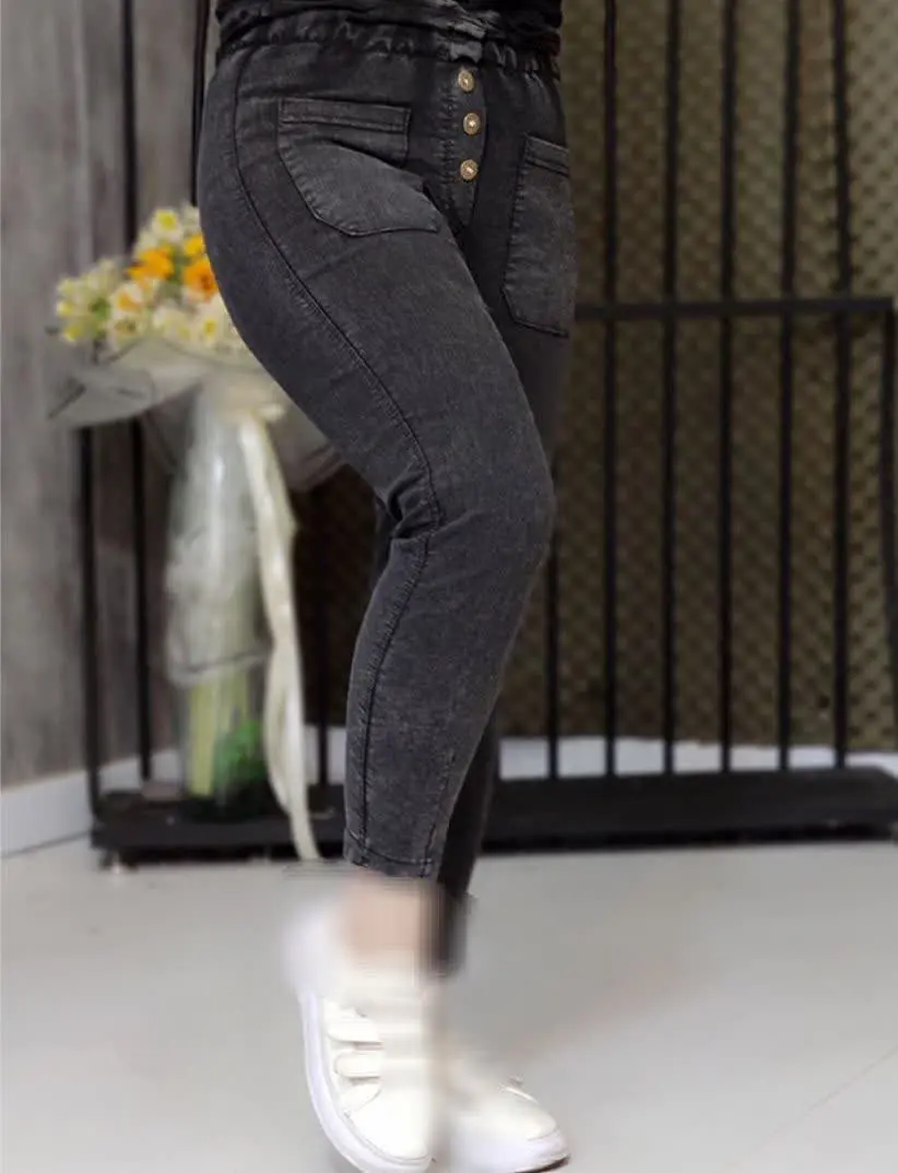 نام: شلوار مام جین نیل ۱۱۰۶
