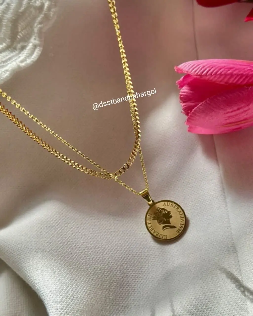 💍گردنبند دو ردیفه‌ی کارتیر ریز و سکه الیزابت 🤗 
