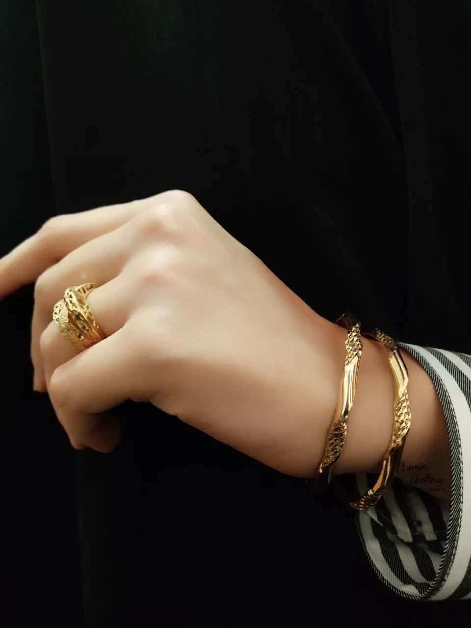 عکس متعلق به لومین
