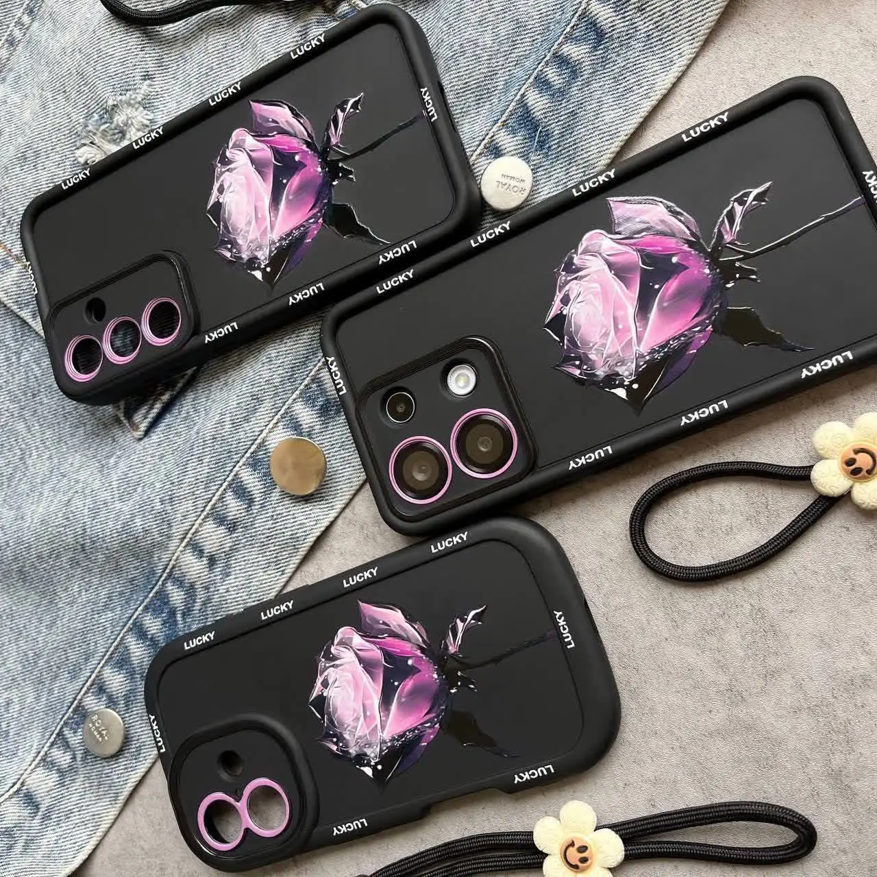 قاب تی پی یو سولید طرحدار با آویز فوق العاده زیبا مخصوص انواع #سامسونگ #شیائومی و #آیفون 
