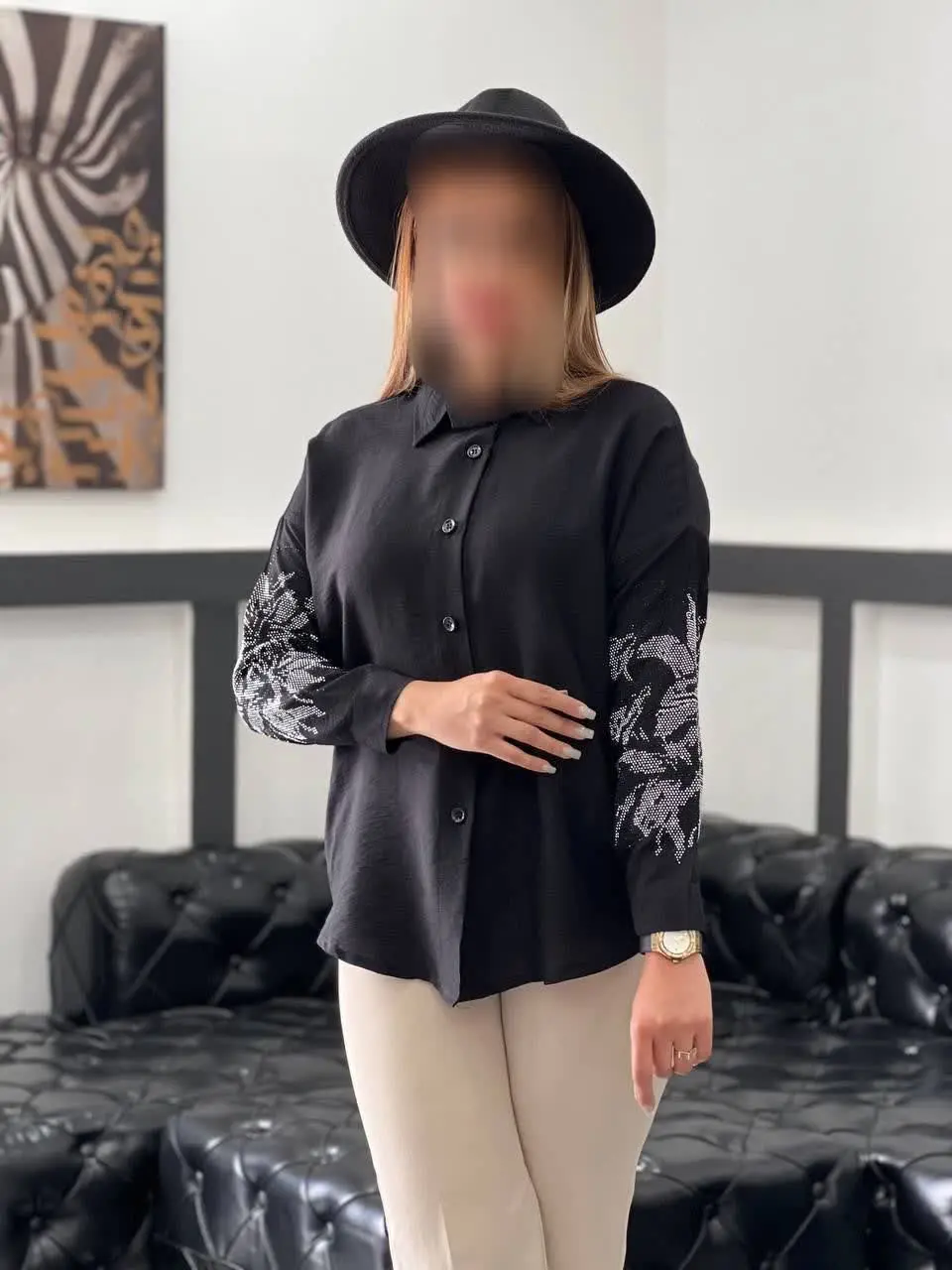 نام: شومیز مانتویی آستین نگین دار ۱۲۲۲
