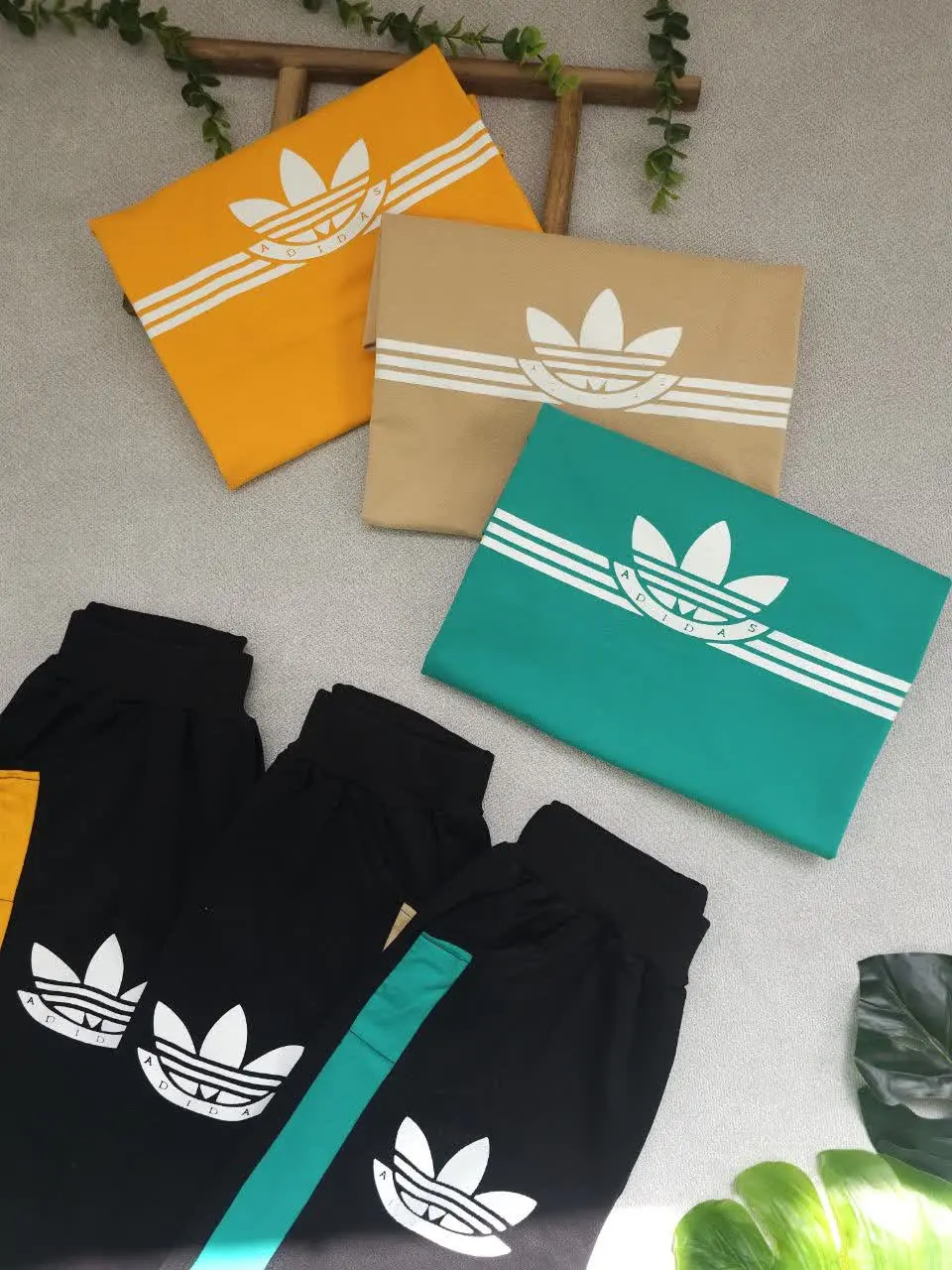 تیشرت شلوارک پسرانه سه خط
