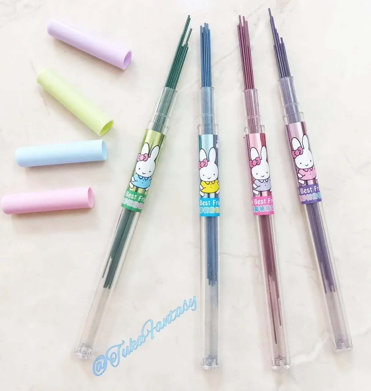 ️روکش رنگی داره ولی مشکی می...