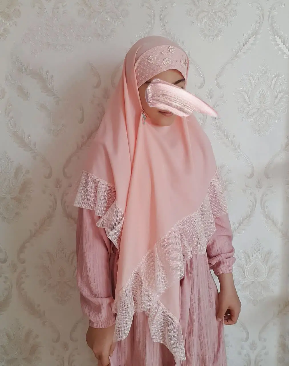 هد روسری زیبا و بسیار باکیفیت
