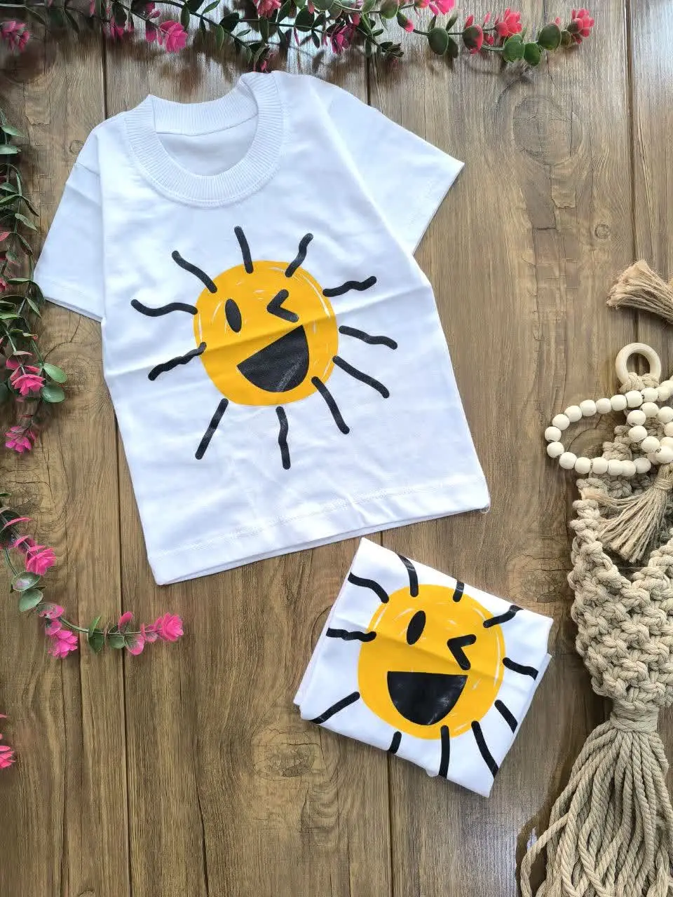 تیشرت خورشید
