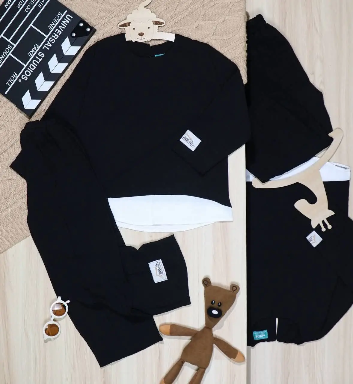 👫تونیک و شلوار مشکی ابروبادی پایین سفید👫
