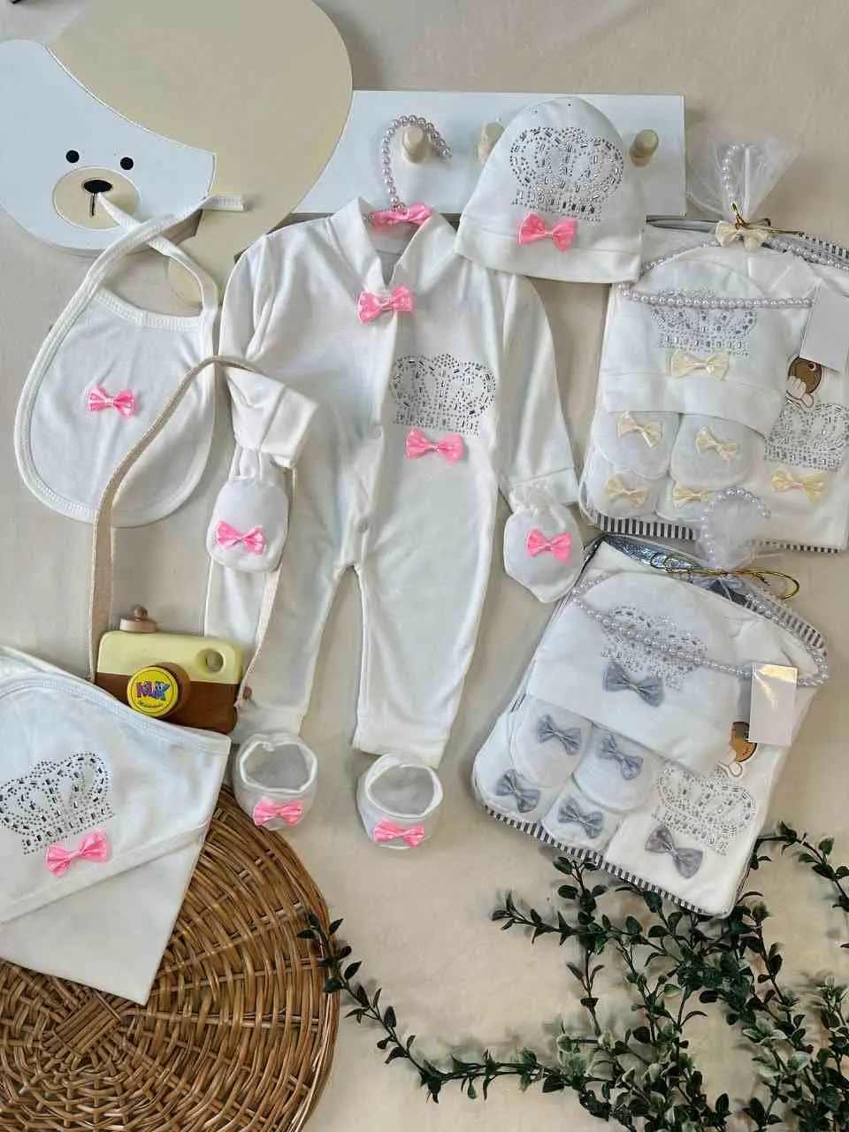 ست بیمارستانی تاج شاهین نوز...