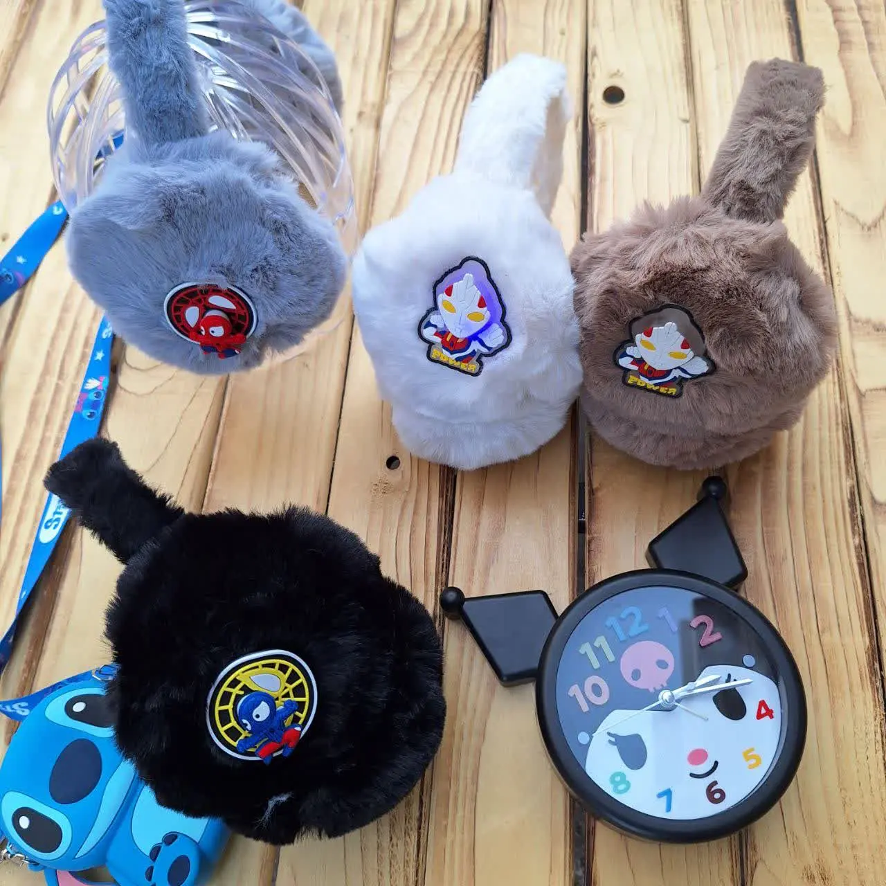 نام کالا …💯گوشبند تاشو چراغ...