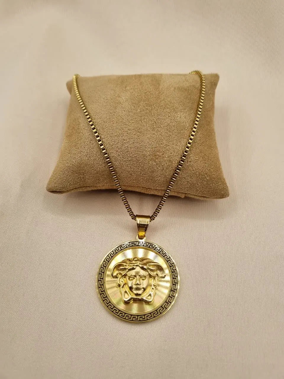 پلاک ورساچه استیل ۳۱۶