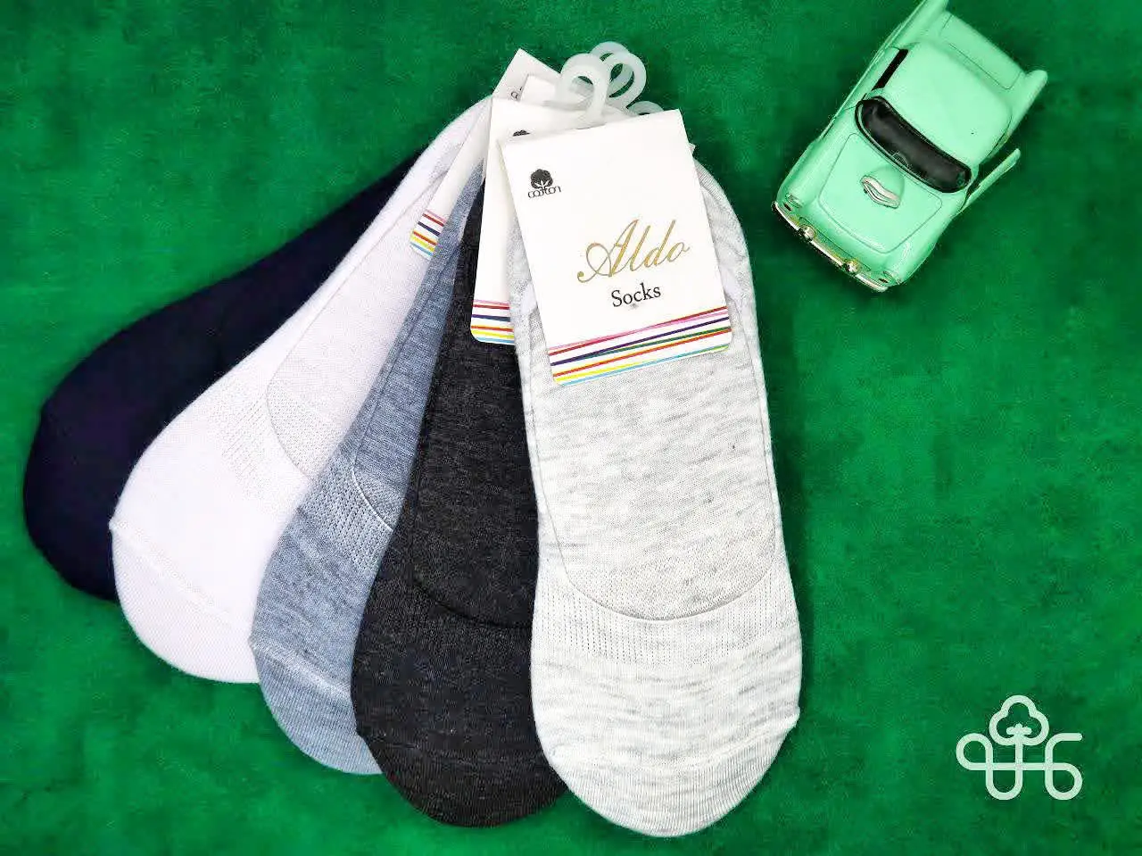 اینم از تک رنگ‌های ساده‌ی کالجامون😅
