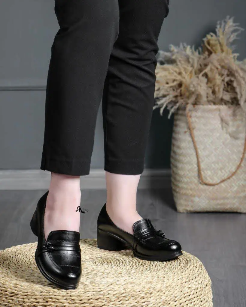 کفش #طبی دو گره: راحتی و استحکام در هر قدم
