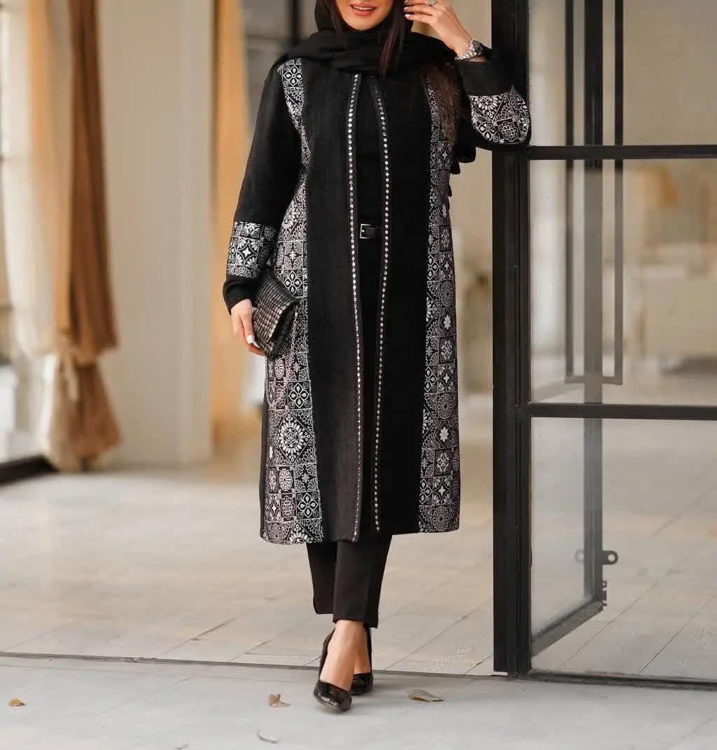 نام: مانتومزونی اطلس
